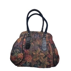 VTH Carpet Bag Tapestry Floral MCM Magnetic Closure Embroidery Leather Satchel